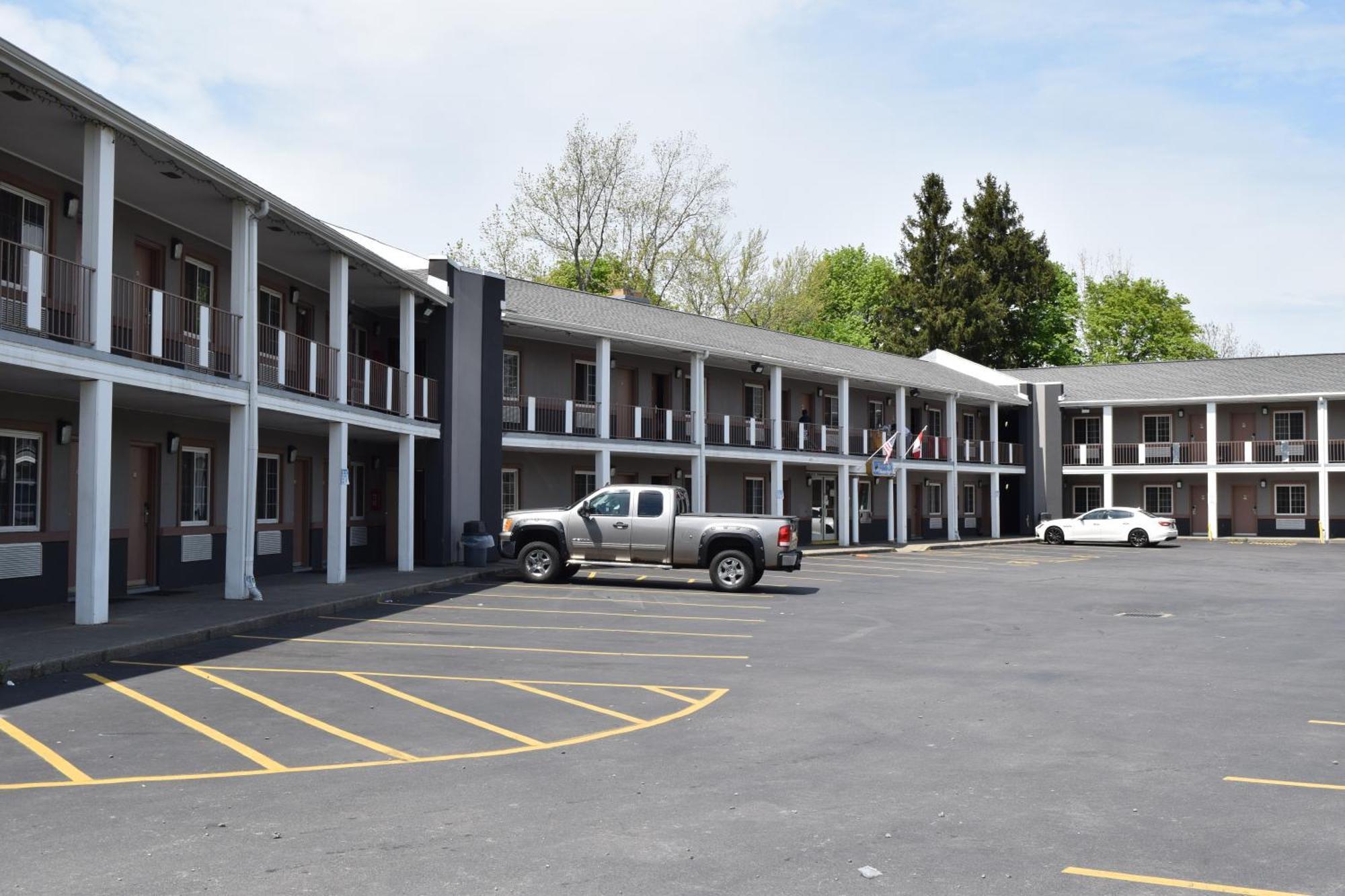 University Manor Inn Buffalo Luaran gambar