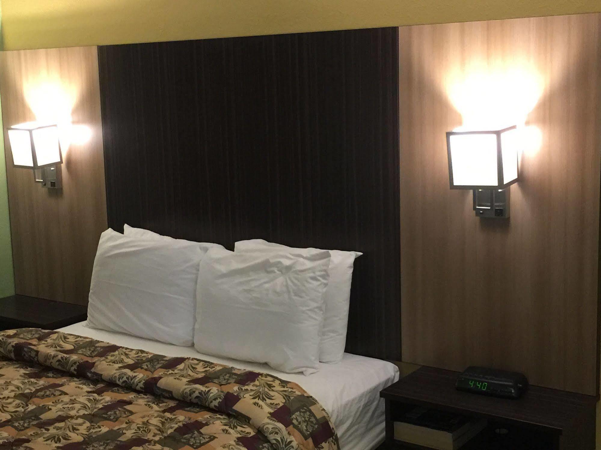 University Manor Inn Buffalo Luaran gambar